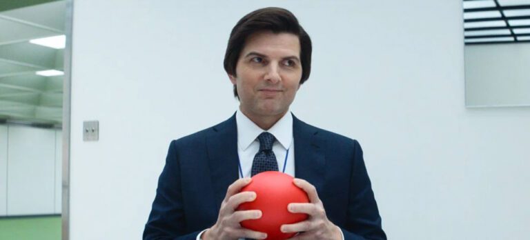 Разделение третий сезон: Apple продлила популярный триллер сразу после финала второго сезона