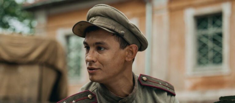 «Август» собрал более миллиарда рублей