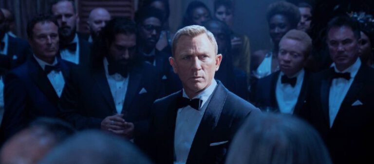 Netflix получил права на показ «Джеймса Бонда»