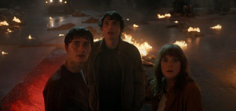 Стал доступен новый трейлер финальных «Очень странных дел»