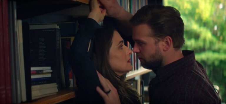 Появились кадры сериала «Владимир» с Рэйчел Вайс