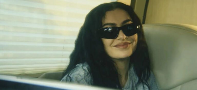 «Момент» о жизни Charli XCX выйдет в России