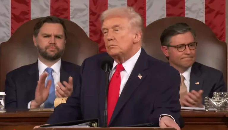 Дональд Трамп высмеял Роберта Де Ниро