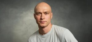 Фильм про искусственный интеллект с Юрой Борисовым покажут в Венеции
