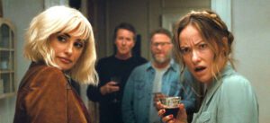 Вышел трейлер комедии «Приглашение» Оливии Уайлд